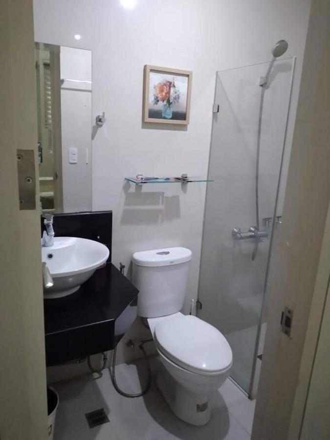 One Palm Tree Villas Naia Terminal 3 마닐라 외부 사진