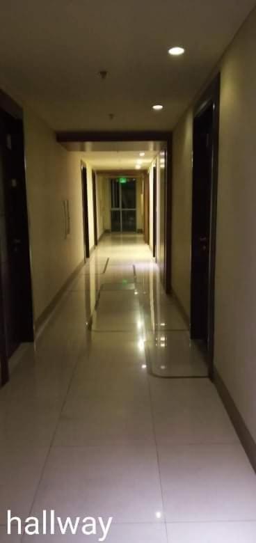 One Palm Tree Villas Naia Terminal 3 마닐라 외부 사진