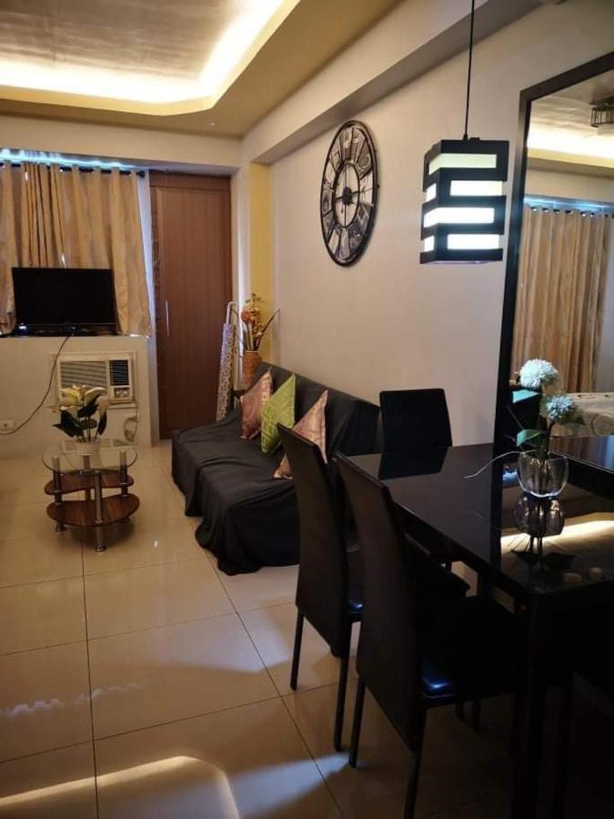 One Palm Tree Villas Naia Terminal 3 마닐라 외부 사진