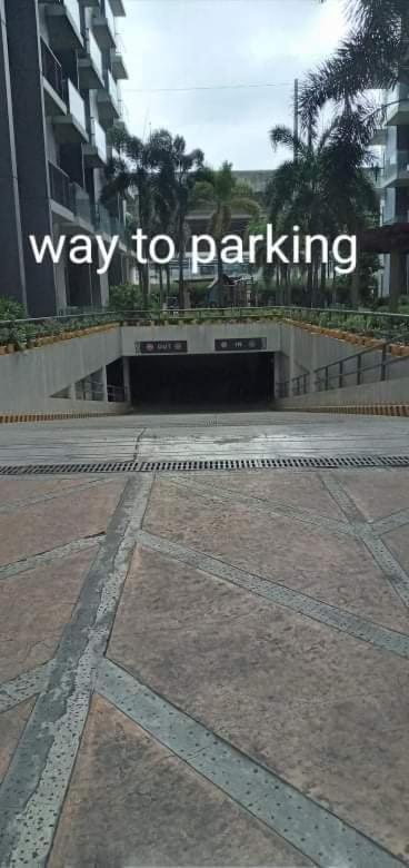 One Palm Tree Villas Naia Terminal 3 마닐라 외부 사진