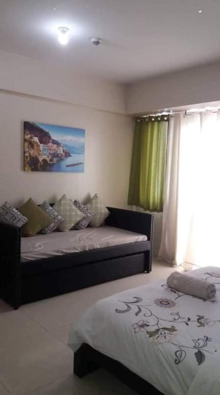 One Palm Tree Villas Naia Terminal 3 마닐라 외부 사진