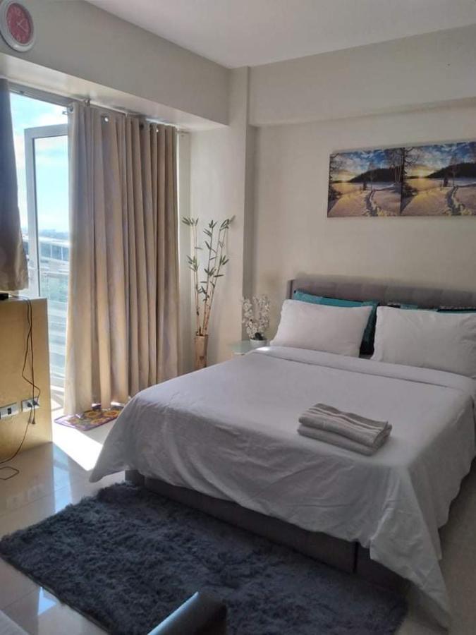 One Palm Tree Villas Naia Terminal 3 마닐라 외부 사진